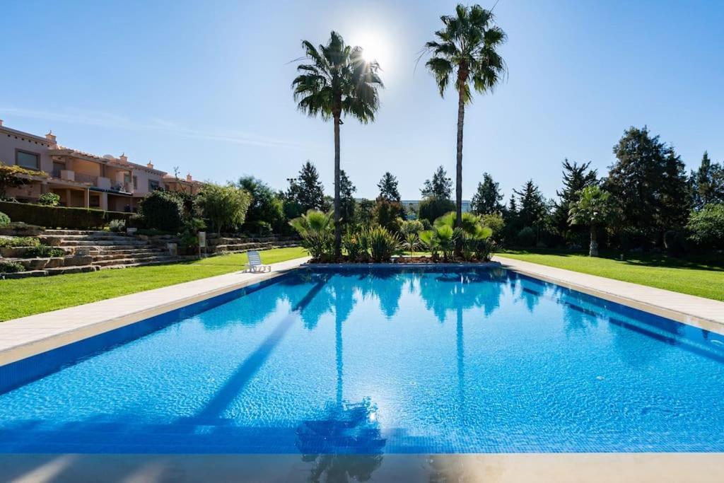 Balaia Residence - Fantastica Moradia Para 6 Com Acesso Directo A Piscina Olhos de Agua  Bagian luar foto